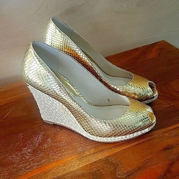 Michael Kors Keegan Gold Metallic Snakeskin Espadrille Wedge Platform Shoes 7 - Picture 1 of 11
